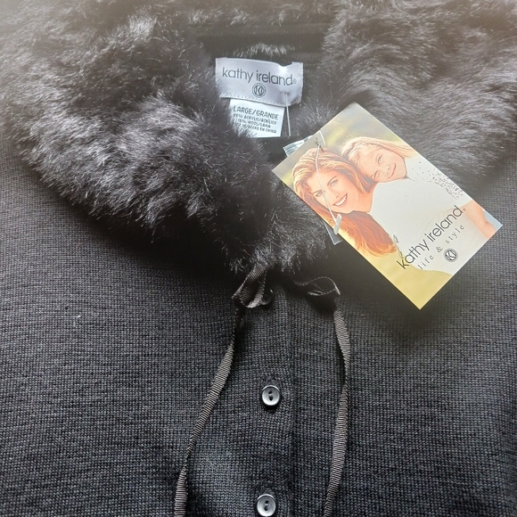 Ladies Kathy Ireland black dressy faux fur collar sweater, size L. NWT - Picture 3 of 4